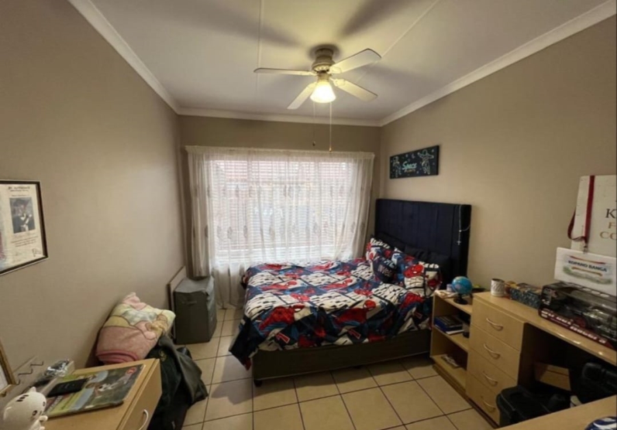 3 Bedroom Property for Sale in Riviera Northern Cape